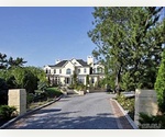 WATERFRONT ESTATE IN QUOGUE